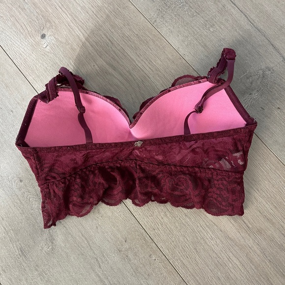 PINK Victoria's Secret Red Lace Push-Up bra XS - Picture 2 of 3